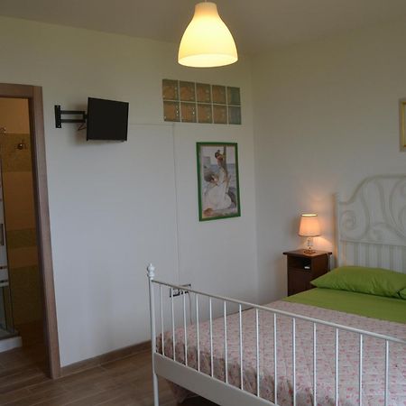 Il Piccolo Carro Apartments Monterubbiano Стая снимка